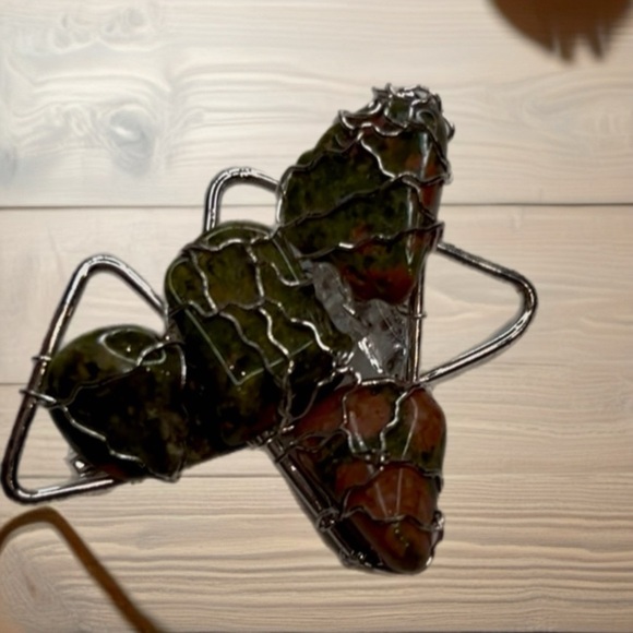 Handcrafted Silver and Multicolor Stone Earrings snd Broche - Picture 4 of 7